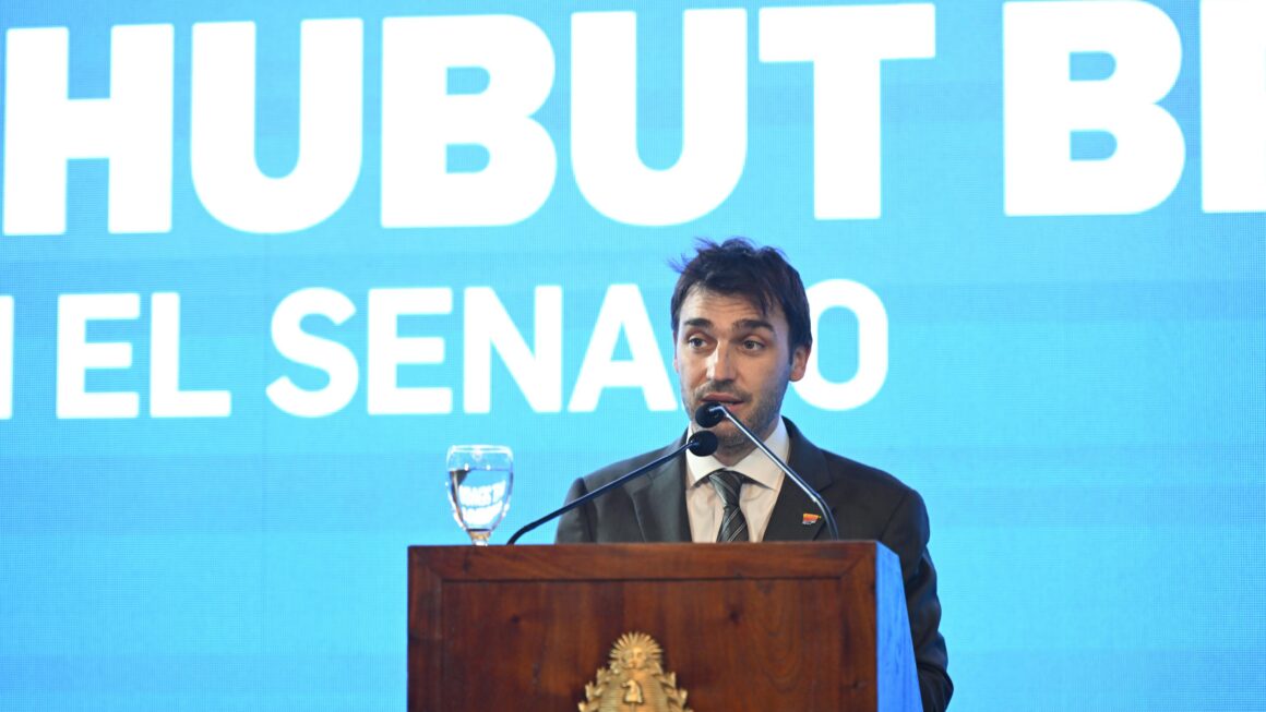Torres en el Senado de la Nación: «Chubut es un ejemplo de superación»
