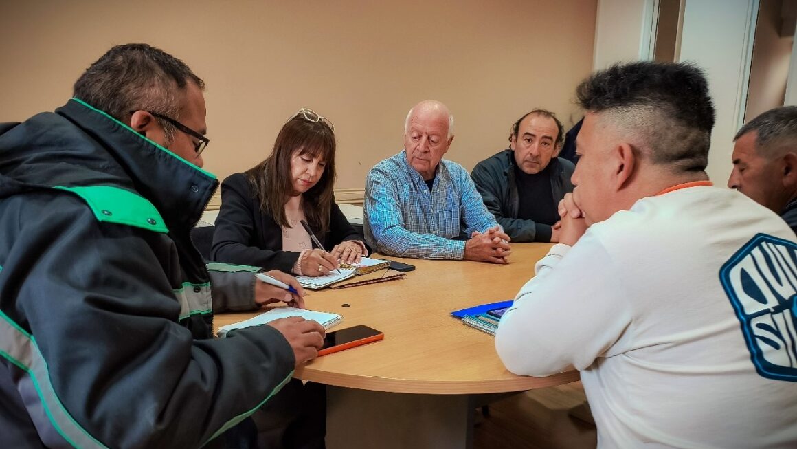 Servicoop recibió a miembros del Consejo de Asociaciones Vecinales.