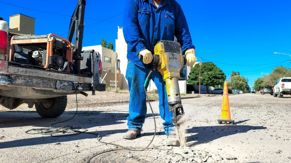 Mantenimiento de bocas de inspección del sistema cloacal