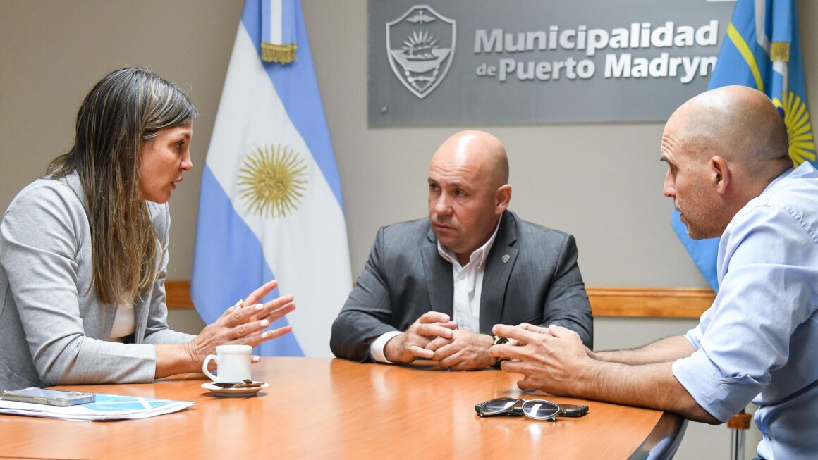 Sastre Recibió A La Presidenta Del Club De Equitación Para Avanzar En La Organización De La Copa De Verano Y La Copa De Campeones