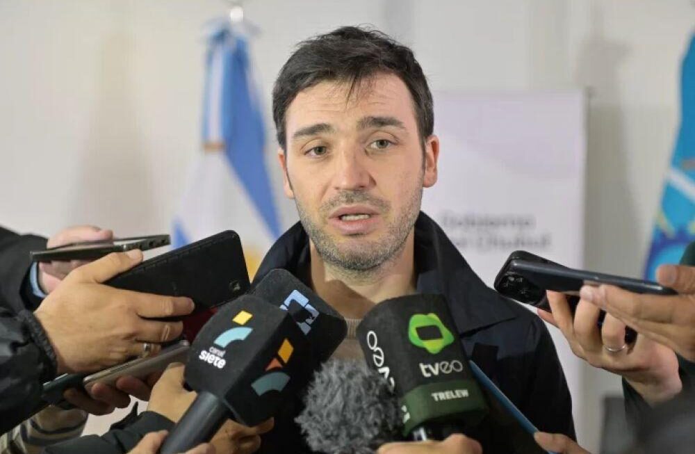 Torres destacó la masiva concurrencia a la 37º Fiesta Nacional de la Fruta Fina y aseguró que «no veíamos una celebración tan convocante desde 2015»