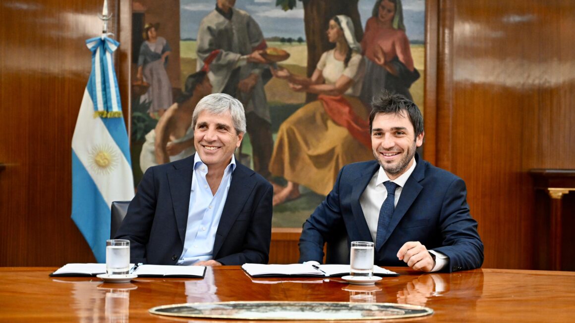 Torres: “Concretamos un acuerdo histórico con Nación para desendeudarnos haciendo obras prioritarias para los chubutenses”