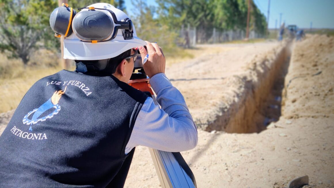 Avanza la segunda etapa de la obra de agua potable en “El Doradillo”