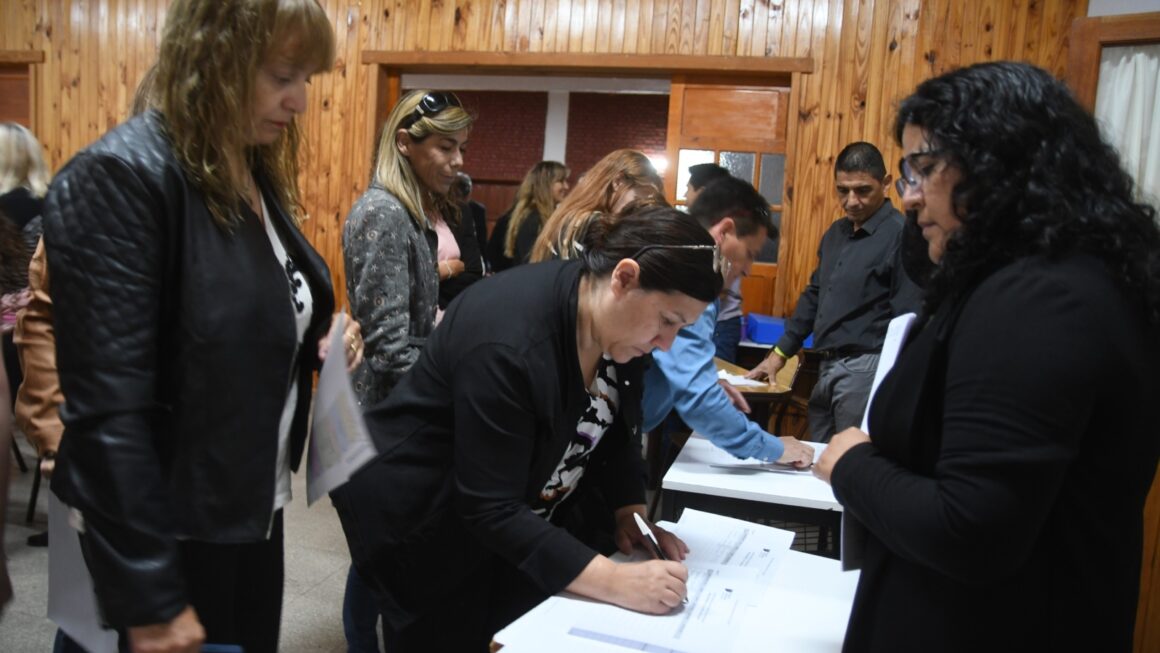 Supervisores de toda la provincia participaron de encuentro clave para la educación primaria