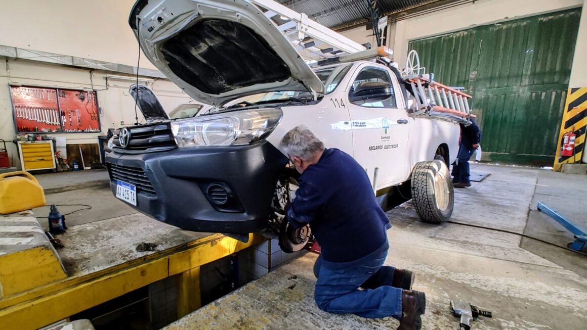 Constante mantenimiento sobre la flota automotriz de la Cooperativa