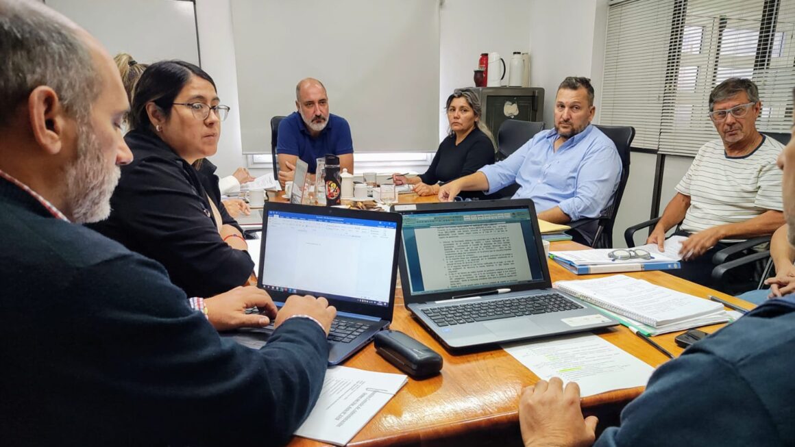 Avanzan las gestiones para la concreción del colector cloacal oeste.