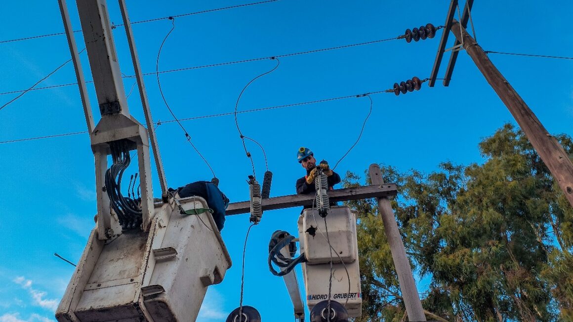 Un rayo afectó el servicio de energía, en la zona norte de la ciudad.