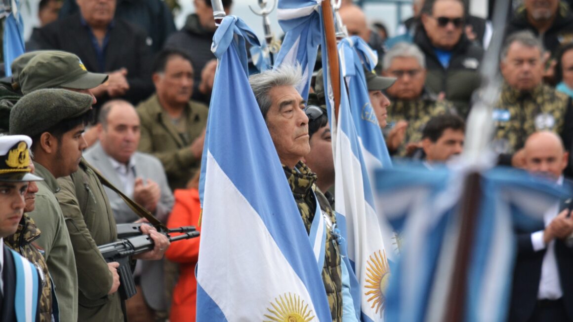Acto oficial del Día del Veterano y de los caídos en Malvinas.