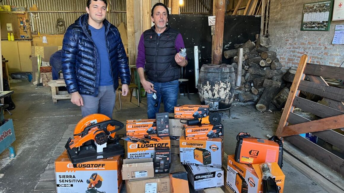 Provincia impulsa el trabajo y la capacitación en Río Pico