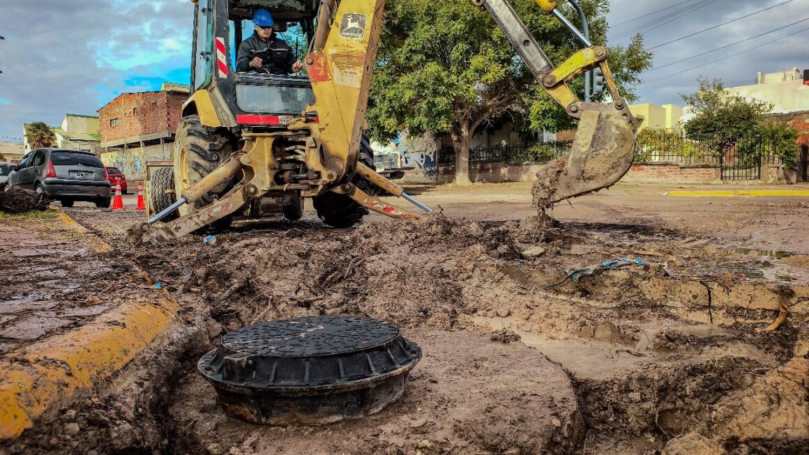 Mantenimiento interno sobre cámaras de inspección del sistema cloacal