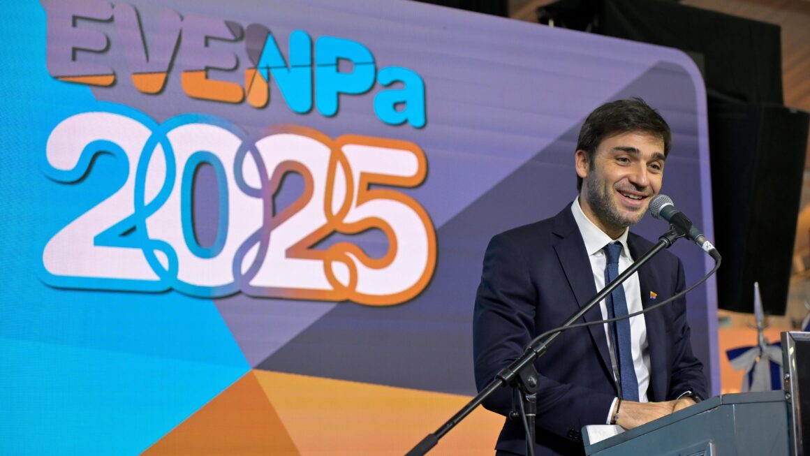 Torres en la 3° Edición de EVENPa: “Estamos avanzando en una agenda productiva y de desarrollo con representantes de toda la Patagonia”