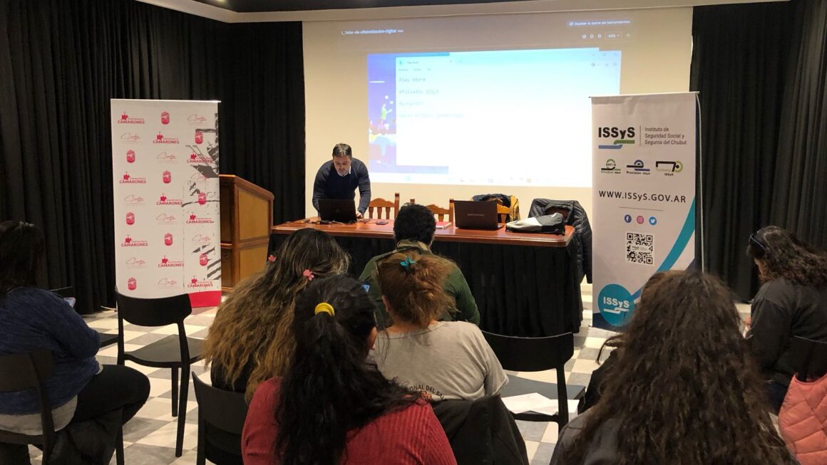 El ISSyS realizó en Camarones un nuevo Taller Gratuito de Alfabetización Digital