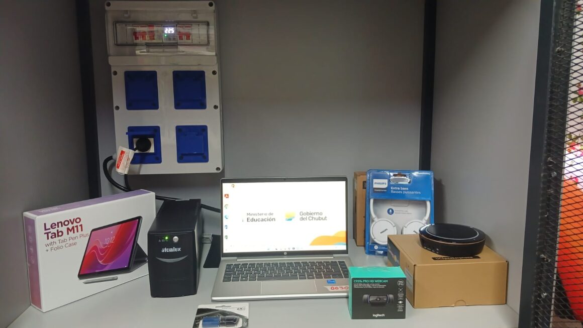 Chubut amplía su red de Salas de Tecnología Educativa con dos nuevas instalaciones en Gastre y Blancuntre