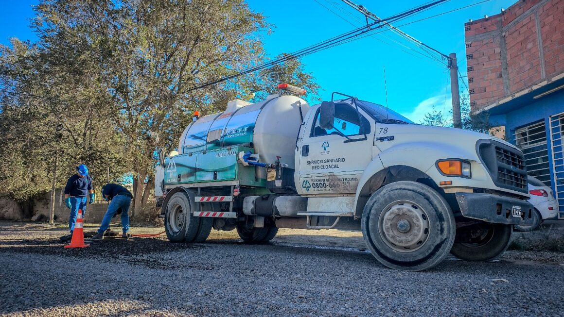 Tareas de desobstrucción producto del ingreso de concreto al sistema cloacal