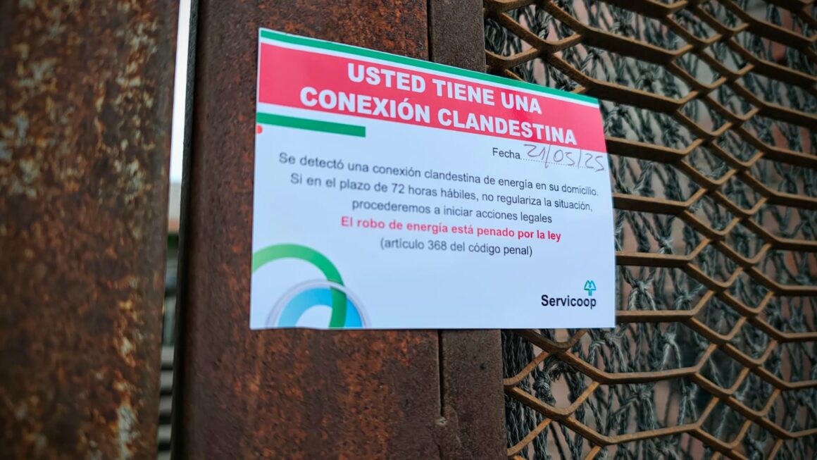 Continúan los operativos contra las conexiones clandestinas.