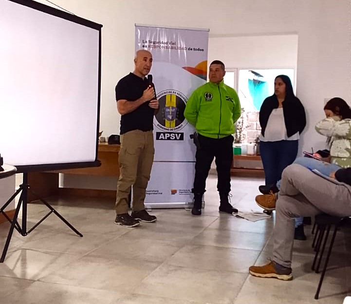 Provincia brindó en Río Pico una capacitación en seguridad y legislación en procedimientos viales