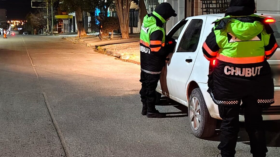 Provincia controló más de 8.500 vehículos y retiró a 63 conductores de la vía pública durante el fin de semana largo