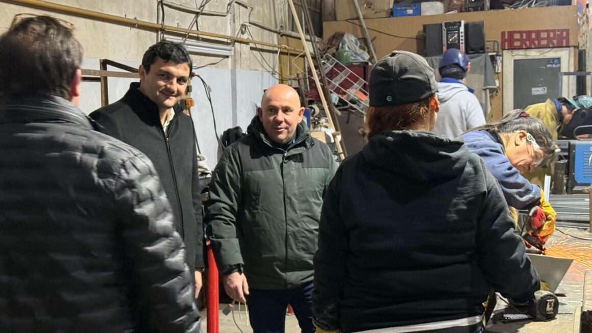 Provincia y Puerto Madryn impulsan nuevos talleres de formación laboral en la ciudad del Golfo Nuevo