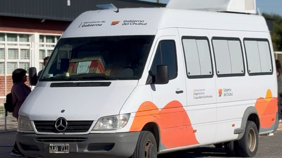 Provincia informa que el Registro Civil Móvil realizará operativos de documentación en Comodoro Rivadavia
