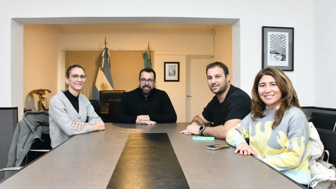 Provincia presentó en Esquel avance en la gestión turística del Corredor de los Andes