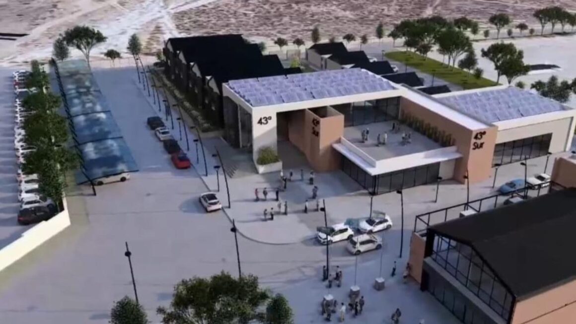 Torres descubrió la piedra fundacional del primer hotel cuatro estrellas que se construirá en Trelew: más de 200 puestos de trabajo para la región