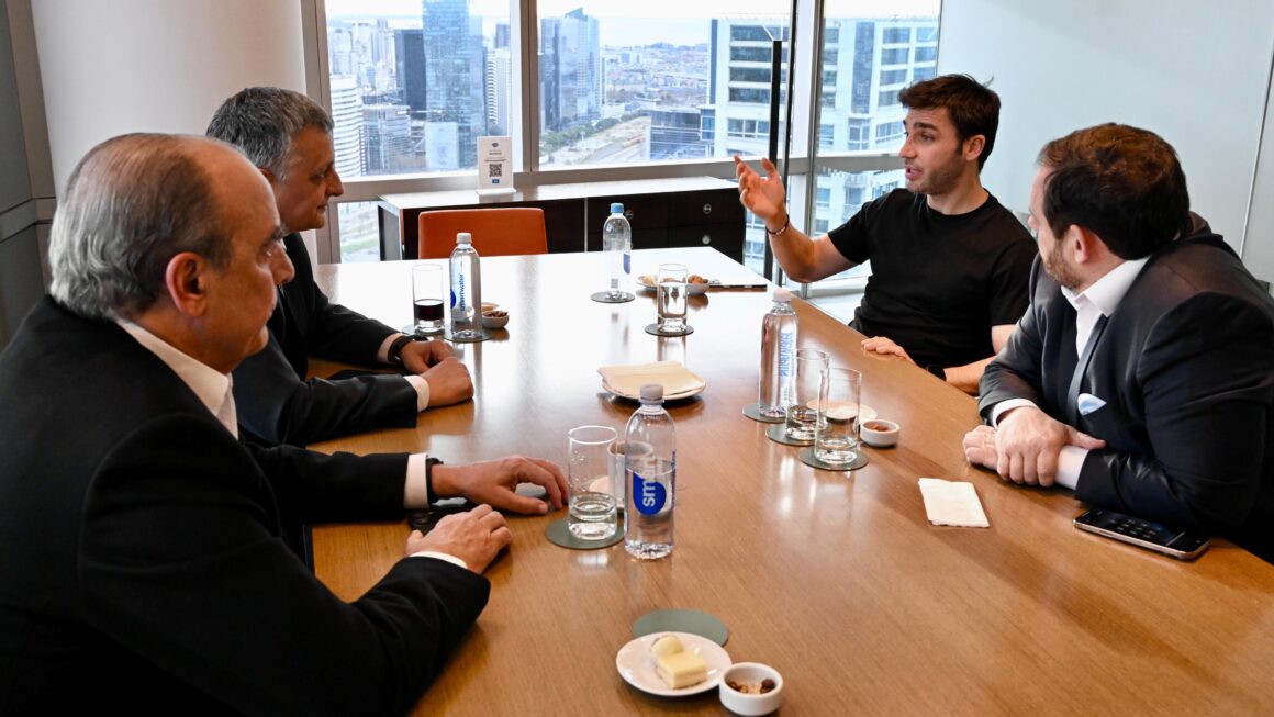Torres se reunió con Francos y autoridades de YPF y ratificó que Chubut presentará un recurso ante la Corte de Nueva York “para defender el patrimonio de la provincia”