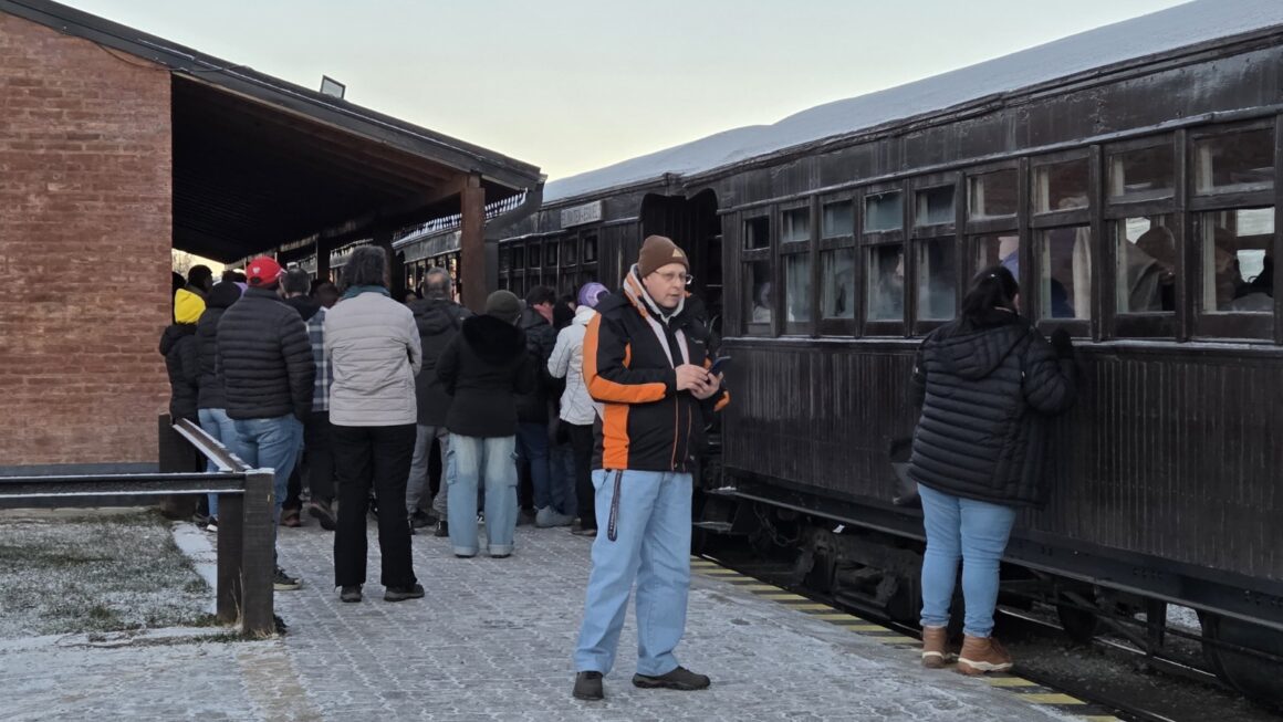 «La Trochita” sigue sumando salidas adicionales por la demanda de boletos