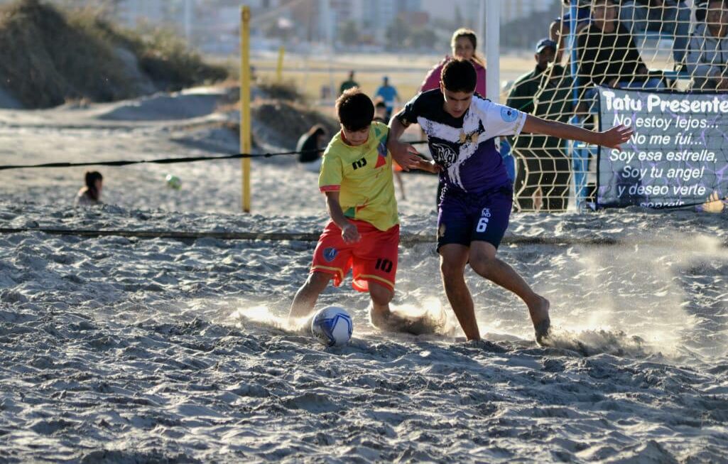 Comienza Un Nuevo Torneo De Fútbol Playa Para Las Categorías Sub16 Y Sub18