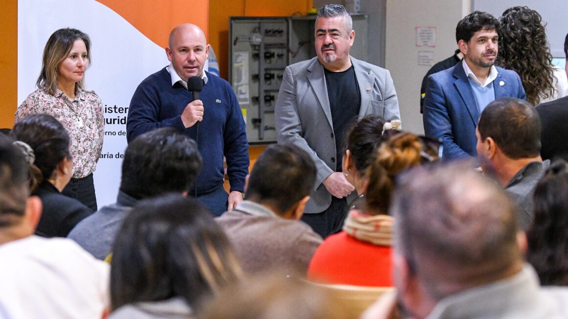 Sastre E Iturrioz Encabezaron Las Jornadas Sobre Políticas De Seguridad En Puerto Madryn