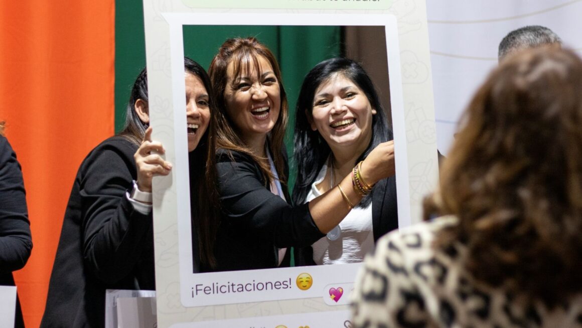 La Universidad del Chubut celebra otra Colación de Grados con 86 nuevos profesionales