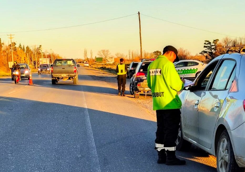 Provincia controló más de 8.600 vehículos y retiró 63 conductores de la vía pública durante el fin de semana largo en Chubut