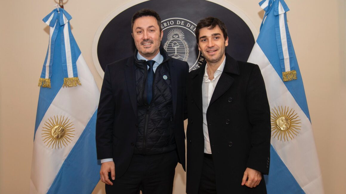 Torres junto a Romero y Menna acordaron con Nación la apertura de la Guardia del Hospital Militar para extender la atención sanitaria en Comodoro Rivadavia