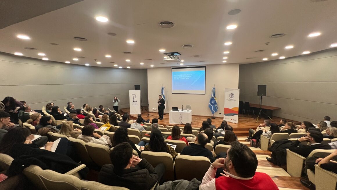 Más de 120 profesionales de Chubut fueron capacitados por la Escuela de Abogados y Abogadas del Estado