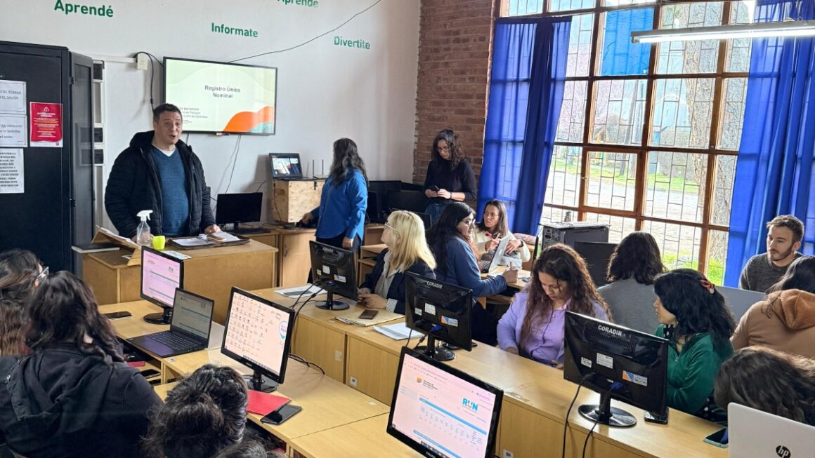 Chubut avanza en la implementación del Registro Único Nominal con jornadas de capacitación