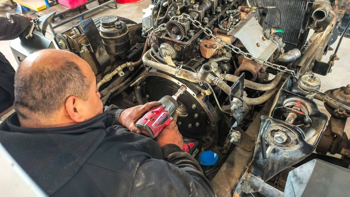 Constantes chequeos y mantenimientos sobre la flota automotriz.
