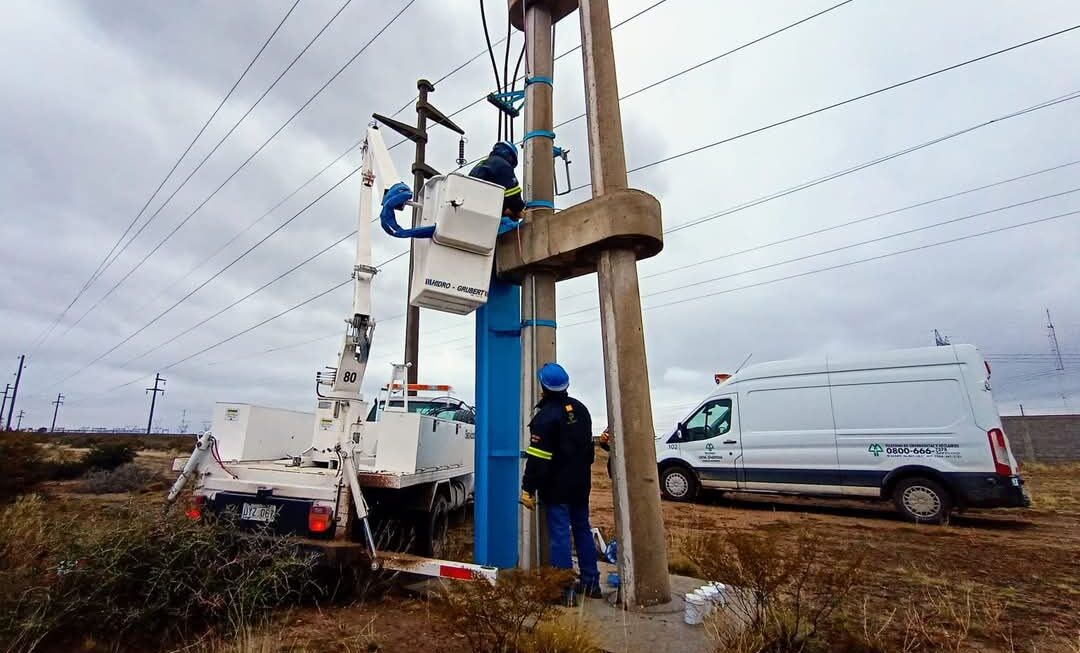 Urgentes tareas de mantenimiento del servicio de energía en la zona norte.