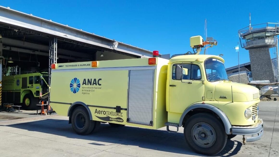 Tras Gestiones Del Intendente Sastre Ante Anac, Llegó Un Autobomba Para El Aeropuerto De Madryn