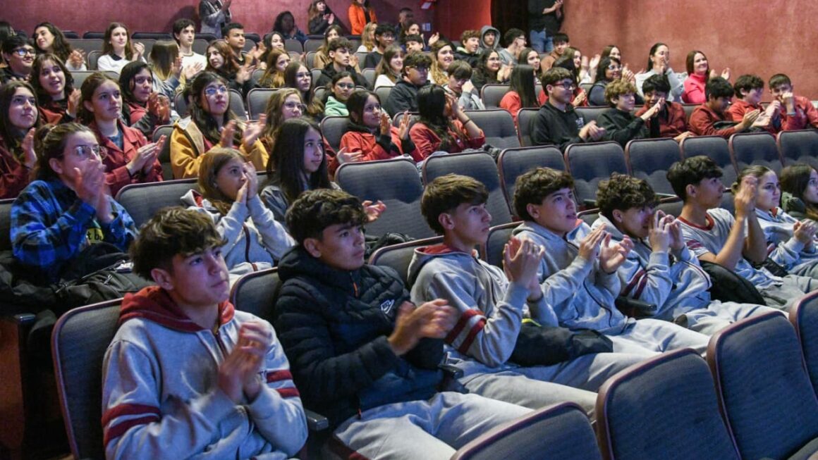 Se Entregaron Los Premios Del Concurso “Vincularte”