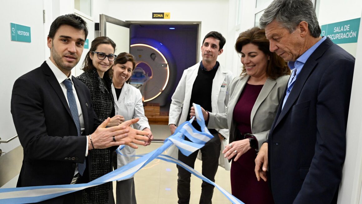 Torres inauguró en Comodoro el primer resonador del sistema público de salud de Chubut