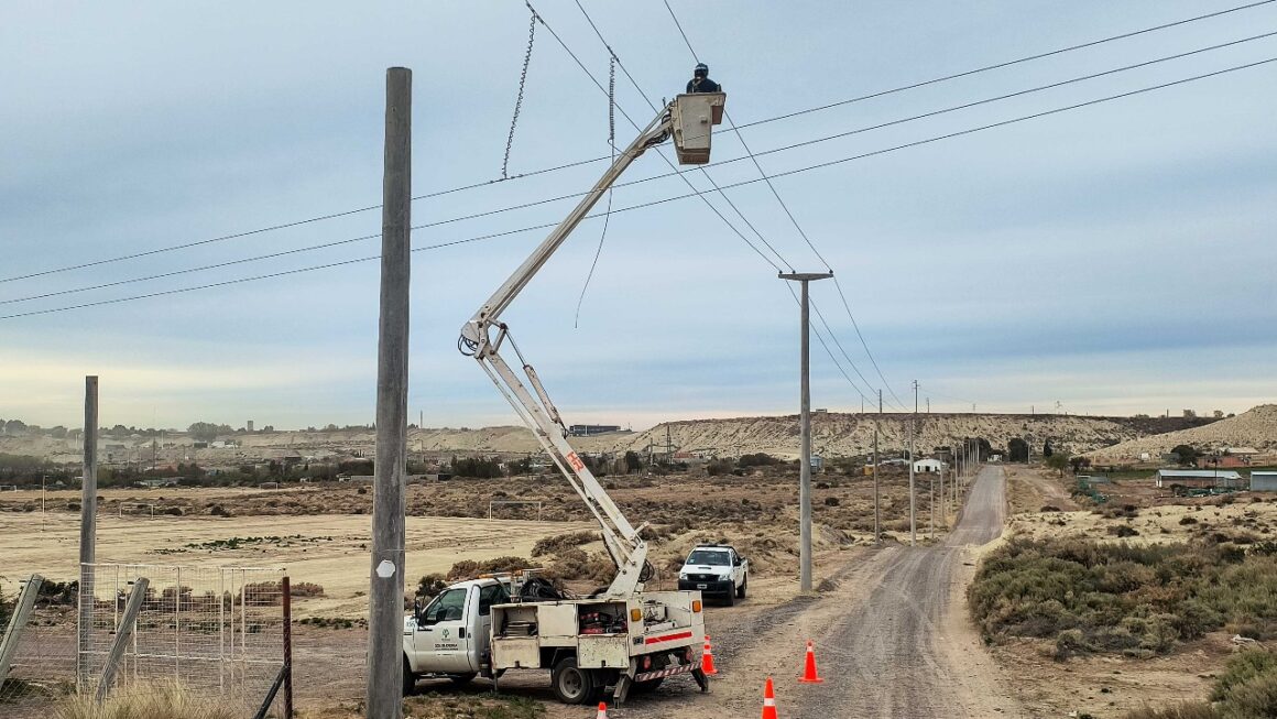 Avanzan a buen ritmo las obras de energía en la zona norte de la ciudad.