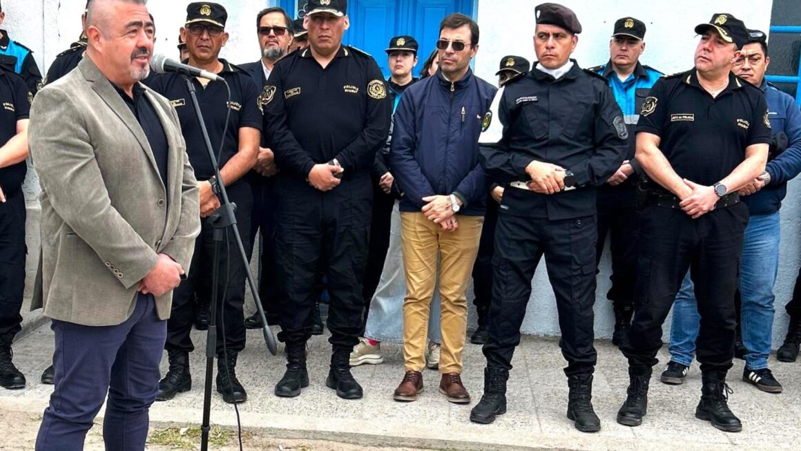 La Banda de Música de la Policía del Chubut celebró sus 69 años en un emotivo acto