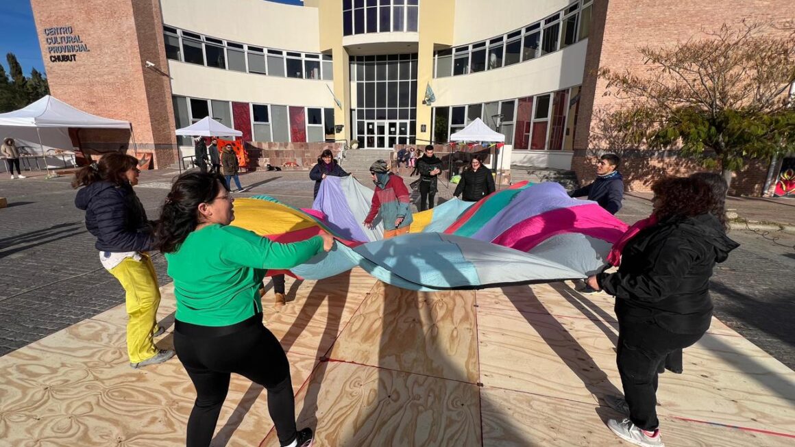 Provincia invita a participar de la propuesta “La Calle Juega” en Rawson