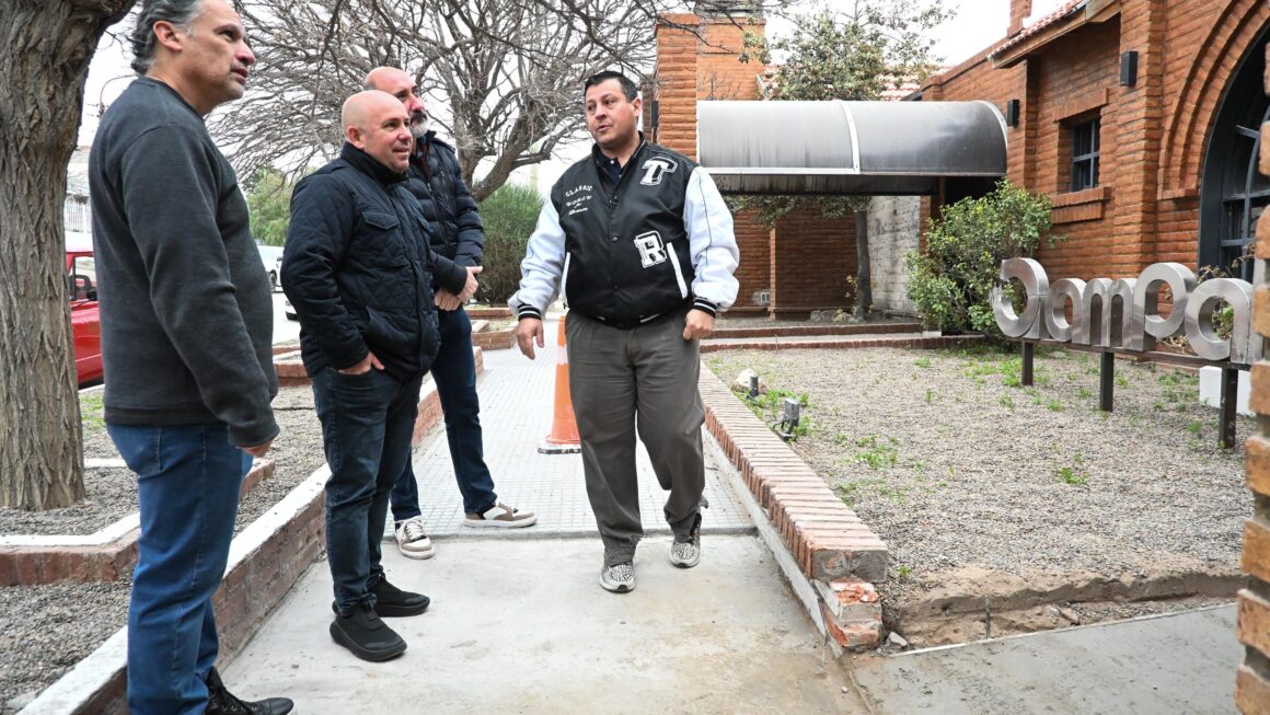 Sastre Recorrió La Construcción De 11 Consultorios En La Sede Local De Ampal
