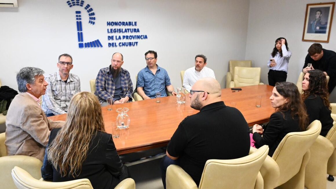 Chubut reconoció a investigadores provinciales que participaron en la expedición internacional “Underwater Oases of Mar del Plata Canyon”