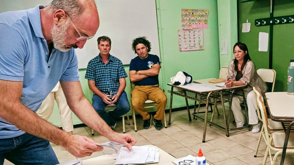 Contundente triunfo de la lista oficialista, en las elecciones de Servicoop.