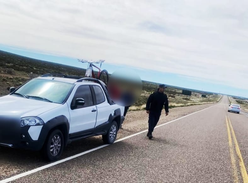 La Policía del Chubut intervino en un siniestro vial con un menor fallecido en Paso de Indios