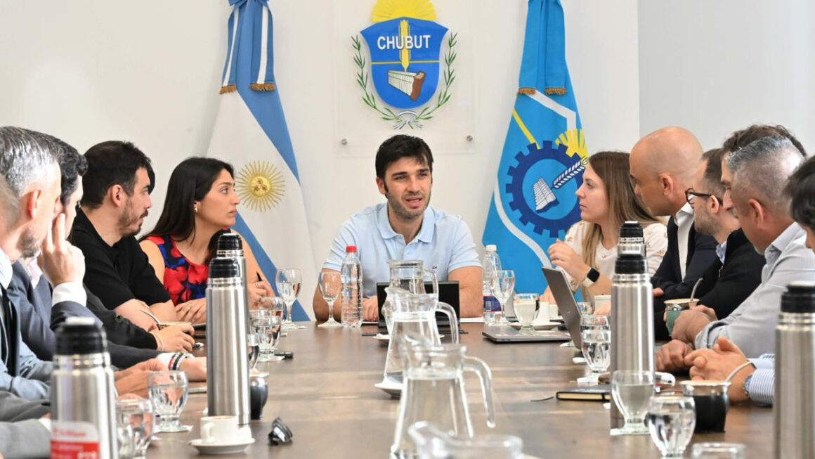 Torres anunció la incorporación de Jennifer Contardi a la Coordinación de Gabinete