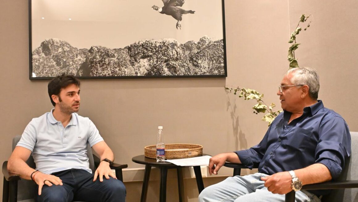 Torres recibió al intendente de Paso de Indios en el marco de la agenda de desarrollo planificada para las comunas del interior provincial