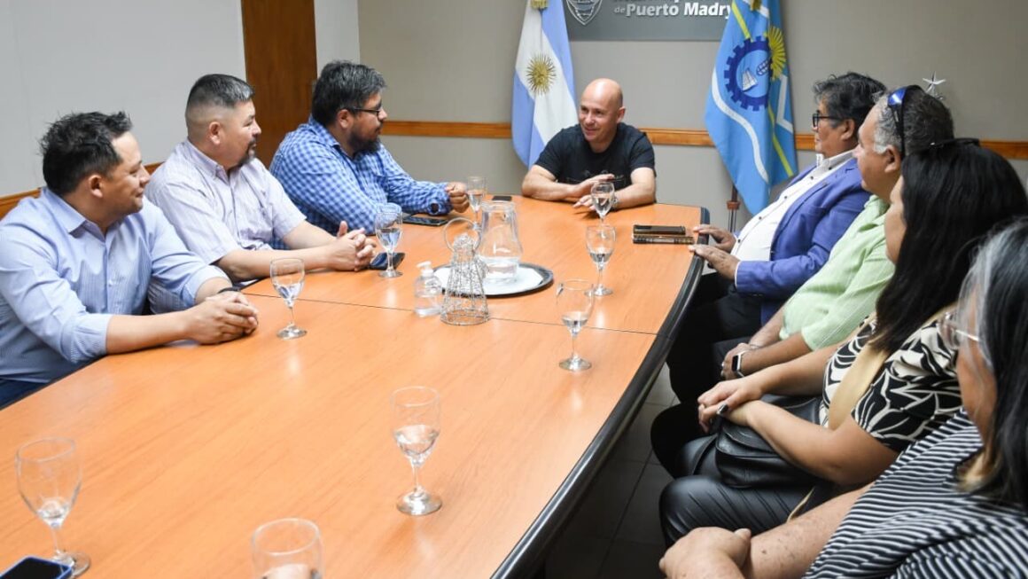 Sastre Recibió A Pastores De Distintos Sectores De La Ciudad