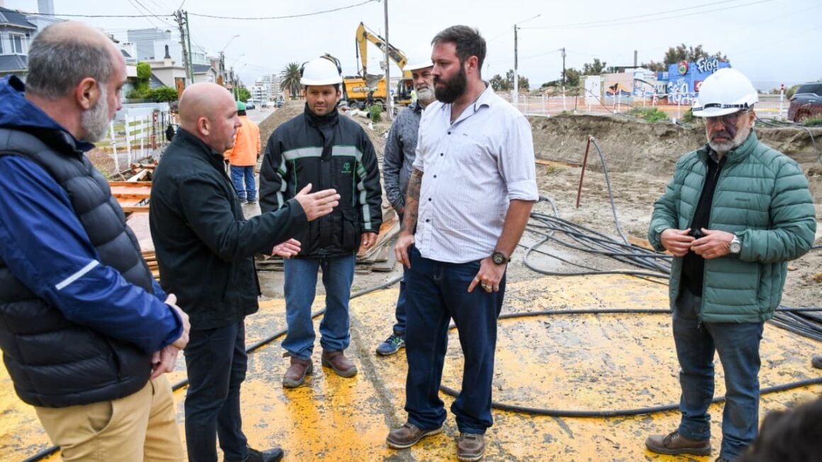 Sastre Recorrió La Obra De Renovación Y Ampliación Del Colector Costero